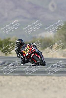 media/Jan-15-2026-Racers Edge (Thu) [[dfebeb70ab]]/2-A Group/Session 5 (Turn 5)/